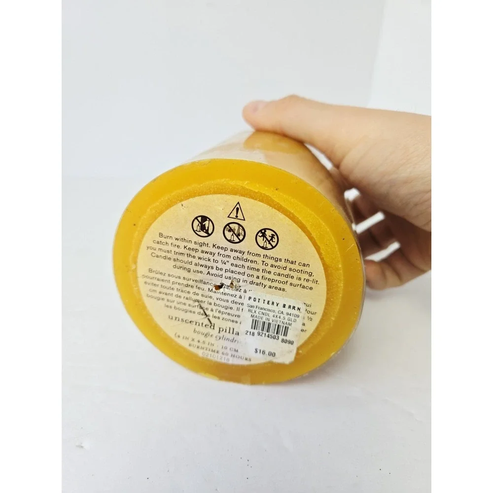 Pottery Barn‎ Unscented Candle 4.5